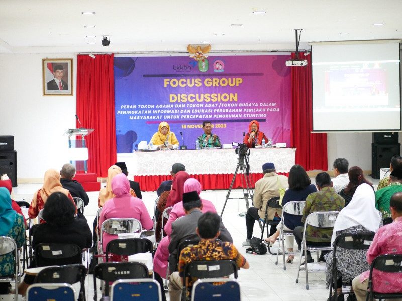 TPPS PROV KALBAR Gelar FGD Hadirkan Tokoh Agama Adat Dan Budaya Dalam Percepatan Penurunan Stunting