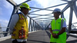 Pembangunan Duplikasi Jembatan Kapuas I Hampir Rampung, Pj Wako Pontianak Tinjau Jembatan Sebelum Diuji Coba