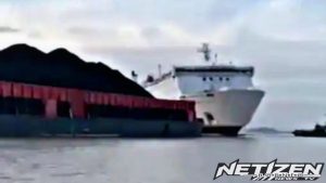 Viral! KM Dharma Kartika II Tabrak Tongkang Batubara di Sungai Telan, Keberangkatan ke Surabaya Tertunda
