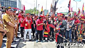 Tolak Program Transmigrasi, Aliansi Masyarakat Adat Gelar Aksi di Kantor Gubernur Kaltara