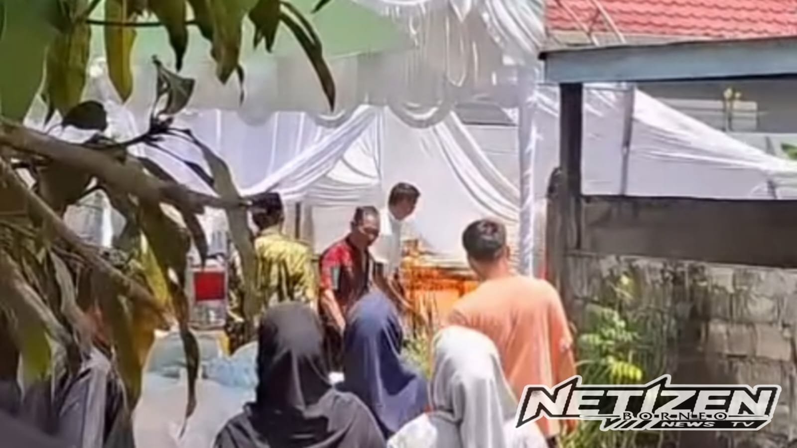 Warga Sigap Padamkan Tenda yang Terbakar di Baamang, Sampit