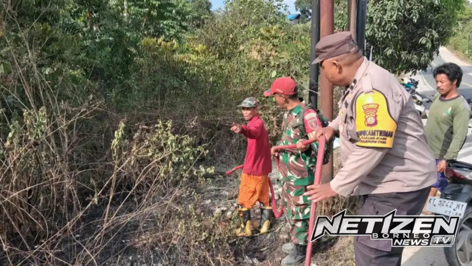 Polresta Balikpapan Gerak Cepat Padamkan Karhutla di Karang Joang